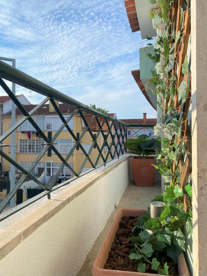 Lisbon, Renovated T2 Apartment Portas De Benfica أمادورا المظهر الخارجي الصورة