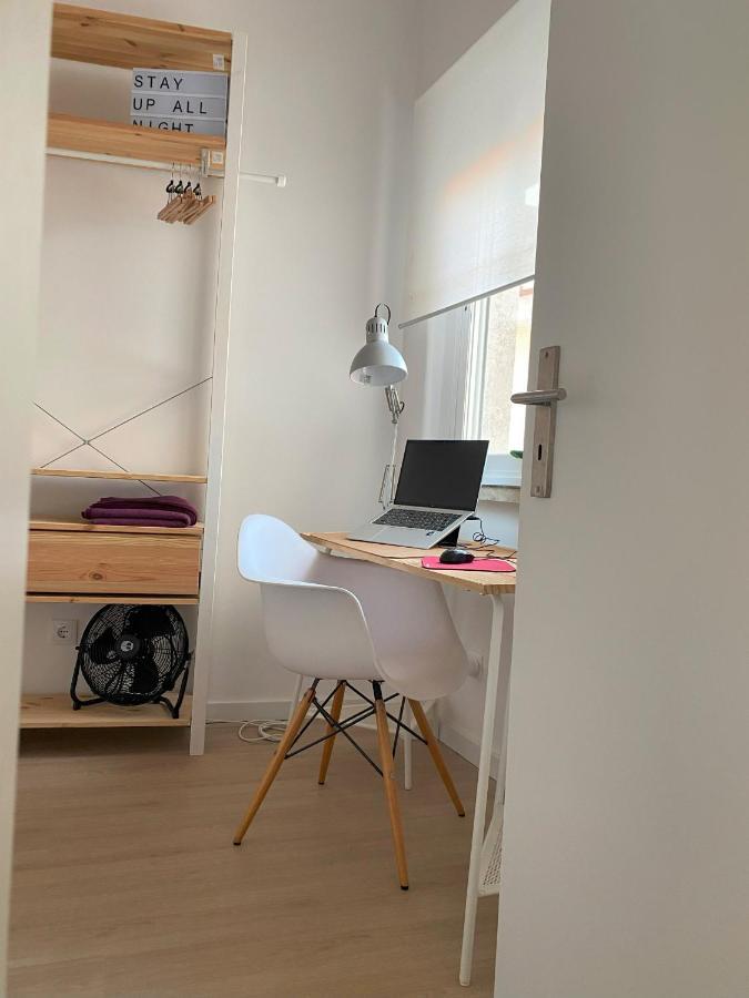 Lisbon, Renovated T2 Apartment Portas De Benfica أمادورا المظهر الخارجي الصورة