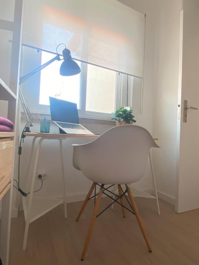 Lisbon, Renovated T2 Apartment Portas De Benfica أمادورا المظهر الخارجي الصورة